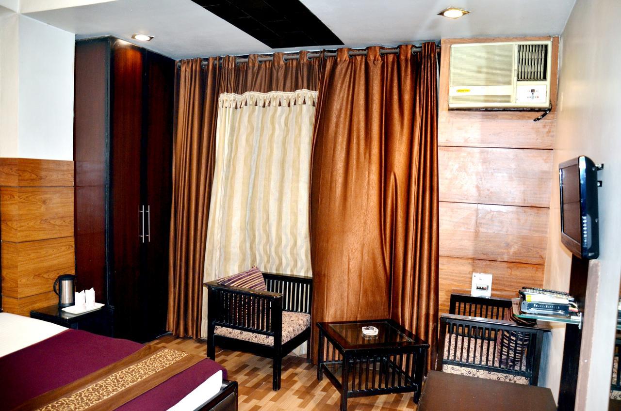 Hotel B.R. Inn Pānīpat Kültér fotó