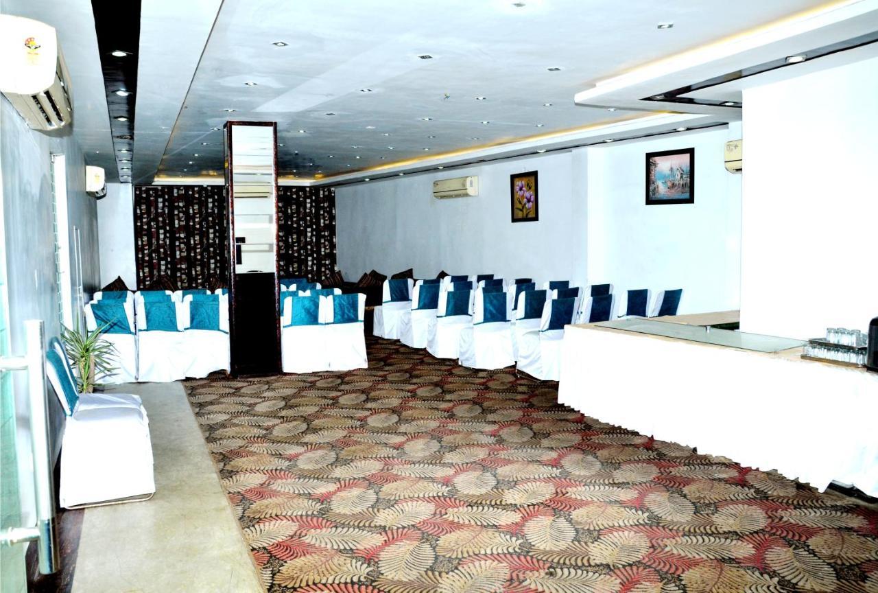 Hotel B.R. Inn Pānīpat Kültér fotó