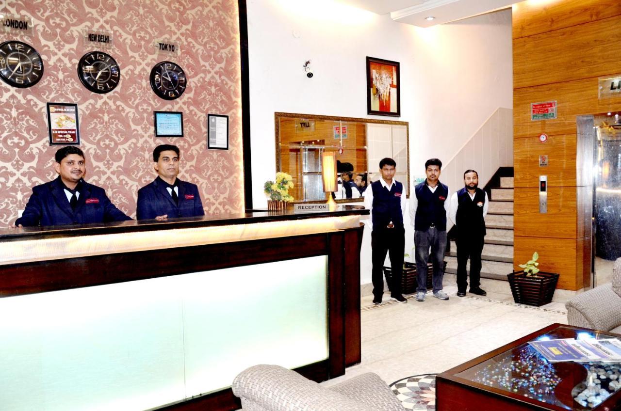 Hotel B.R. Inn Pānīpat Kültér fotó